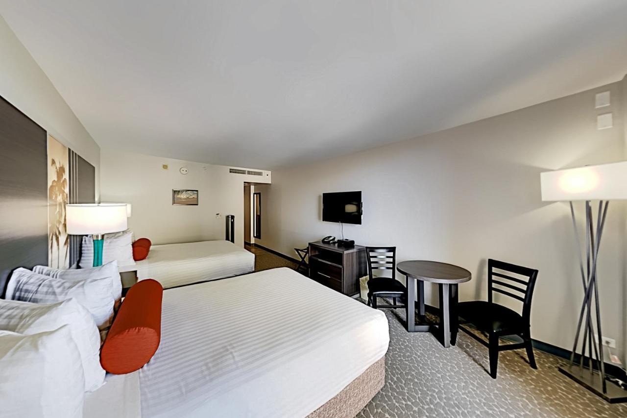 檀香山Aqua Palms Waikiki Ocean View Lanai Parking Included公寓 外观 照片