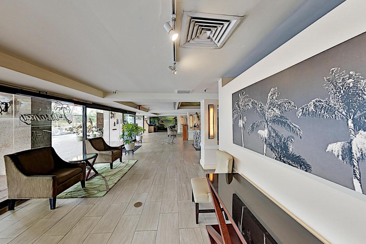 檀香山Aqua Palms Waikiki Ocean View Lanai Parking Included公寓 外观 照片